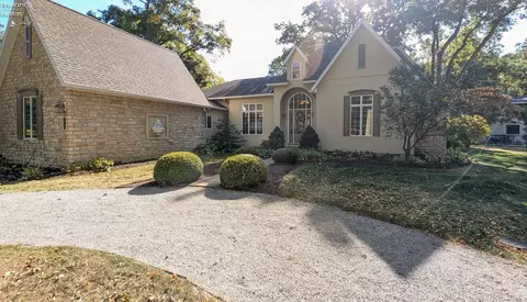 3845 N Ridge Rd, Port Clinton, OH 43452