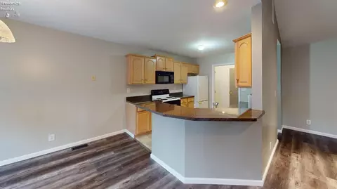 105 Caleb Dr, Clyde, OH 43410 photo 10