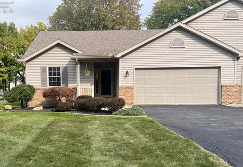 105 Caleb Dr, Clyde, OH 43410