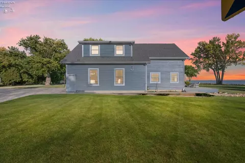6584 E Bayshore Rd, Marblehead, OH 43440 photo 13