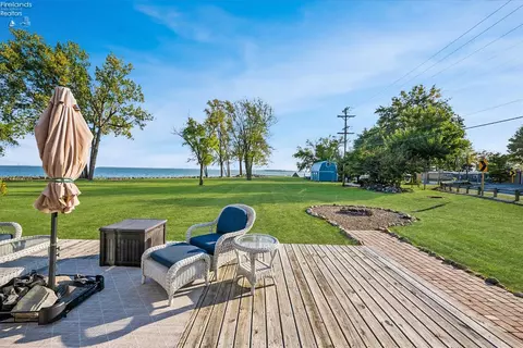6584 E Bayshore Rd, Marblehead, OH 43440 photo 5
