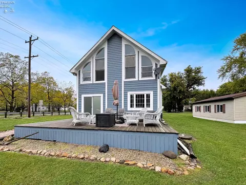 6584 E Bayshore Rd, Marblehead, OH 43440 photo 11