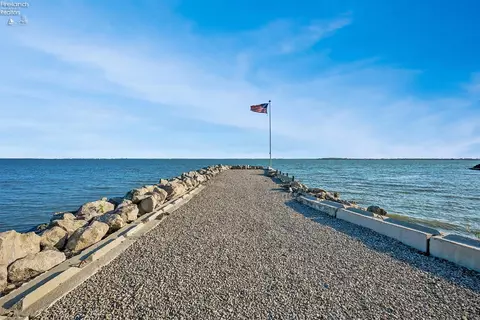 6584 E Bayshore Rd, Marblehead, OH 43440 photo 6