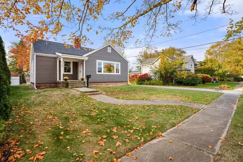 115 W Washington St, Oak Harbor, OH 43449