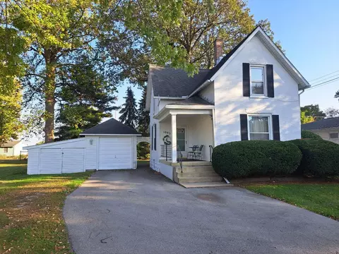 1003 N Fifth St, Fremont, OH 43420