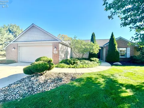 1702 Courtney, Huron, OH 44839