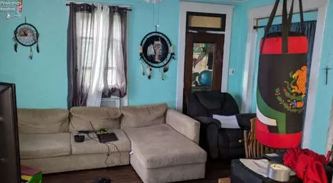 404 W Maple St, Willard, OH 44890 photo 4