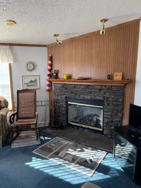 5683 E Constitution Blvd, Marblehead, OH 43440 photo 12