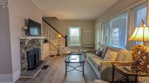 226 Ohio St, Huron, OH 44839 photo 4