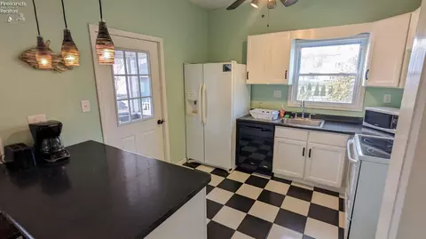 226 Ohio St, Huron, OH 44839 photo 20