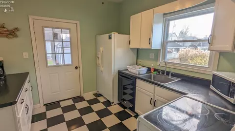 226 Ohio St, Huron, OH 44839 photo 18