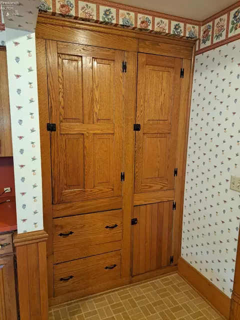 8133 Main St, Old Fort, OH 44861 photo 10
