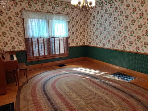 8133 Main St, Old Fort, OH 44861 photo 5