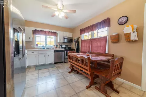 570 Butte St, Willard, OH 44890 photo 11