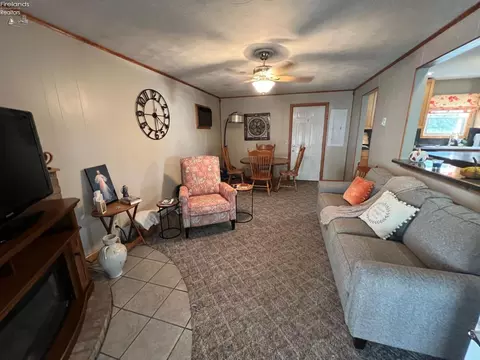 21 Surrey Ct, Monroeville, OH 44847 photo 7