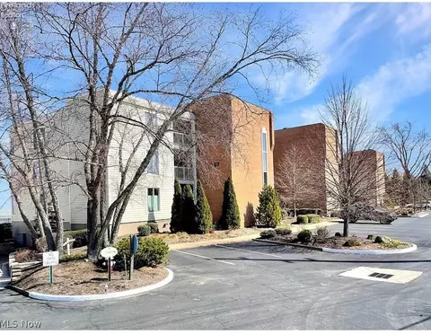 1507 Cleveland Rd E #403, Huron, OH 44839