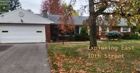 536 E 10th St, Port Clinton, OH 43452