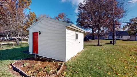 819 Dale Ave, Willard, OH 44890 photo 26