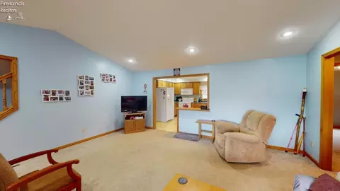 819 Dale Ave, Willard, OH 44890 photo 5