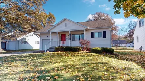 819 Dale Ave, Willard, OH 44890 photo 3