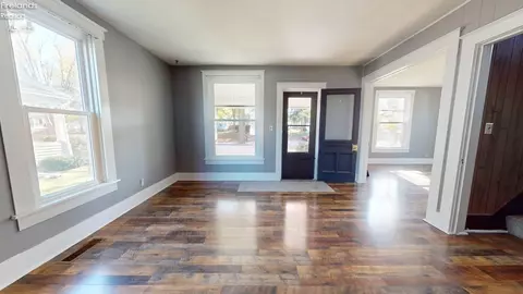 Living - 420 W Maple St, Willard, OH 44890 photo 1 of 4