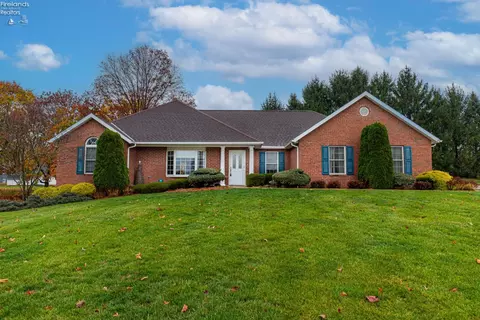260 Stone Meadow Cir, Loudonville, OH 44842
