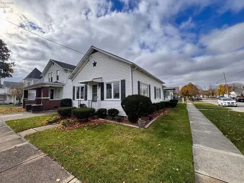 1001 Perry St, Sandusky, OH 44870