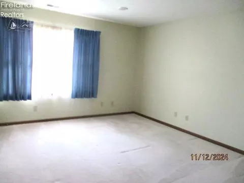 Other - 918 Maplewood St, Willard, OH 44890 photo 4 of 5