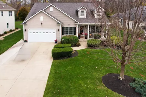 504 Green Teal Pl, Huron, OH 44839