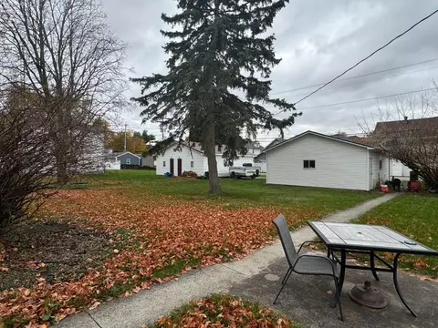 508 Woodbine St, Willard, OH 44890 photo 5