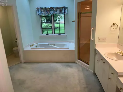 Bath - 838 Gloucester Dr, Huron, OH 44839 photo 1 of 5