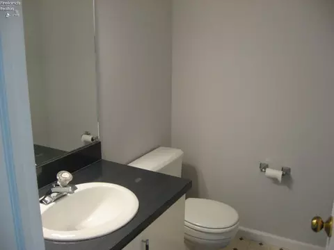 Bath - 838 Gloucester Dr, Huron, OH 44839 photo 5 of 5