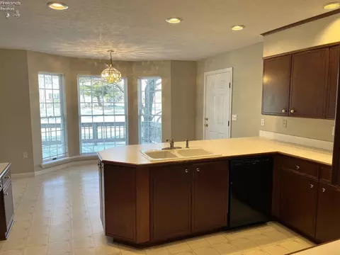 Kitchen - 838 Gloucester Dr, Huron, OH 44839 photo 3 of 3