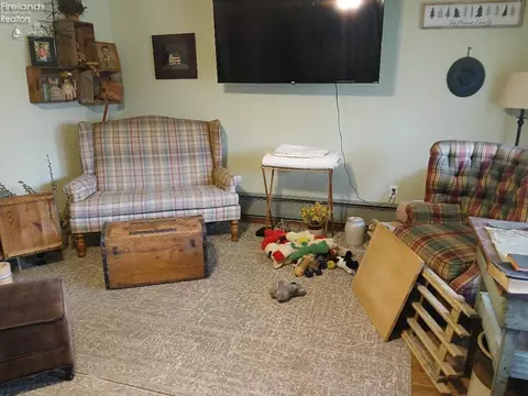 41 E Milan Ave, Monroeville, OH 44847 photo 7