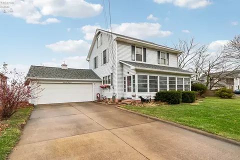 2235 Erie Ave, Lorain, OH 44052