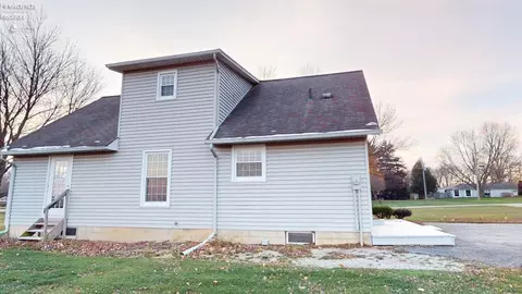 4107 Bouman Rd, Willard, OH 44890 photo 3