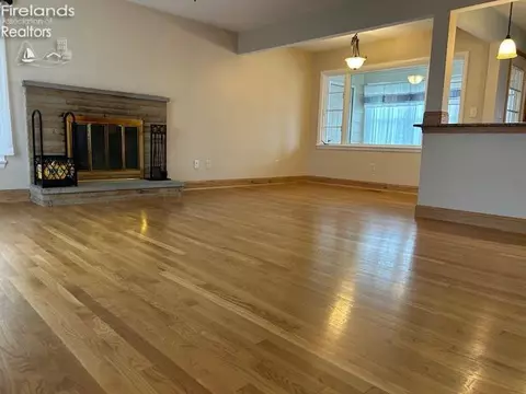 208 Woodside, Huron, OH 44839 photo 6