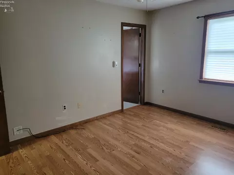 323 Berlin Rd, Huron, OH 44839 photo 13