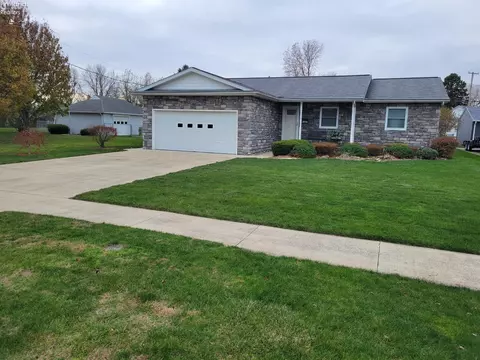 323 Berlin Rd, Huron, OH 44839 photo 2