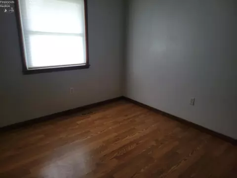 323 Berlin Rd, Huron, OH 44839 photo 17