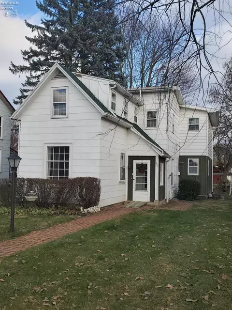131 Prospect St, Tiffin, OH 44883