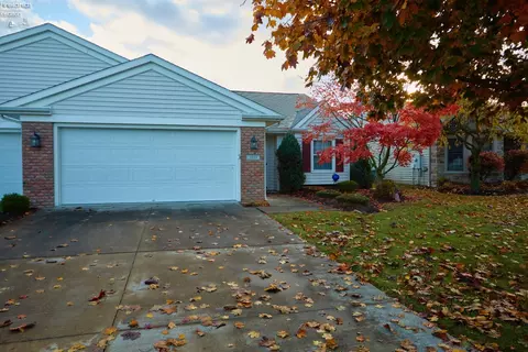 1819 E Waterberry Dr, Huron, OH 44839