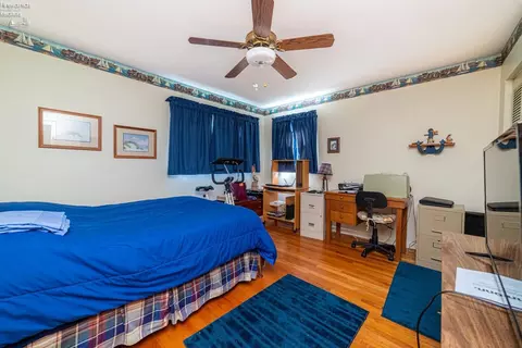 708 S Main St, Willard, OH 44890 photo 10