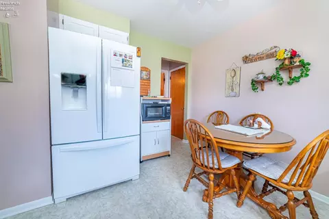 708 S Main St, Willard, OH 44890 photo 7