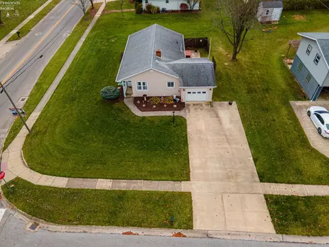 708 S Main St, Willard, OH 44890 photo 29