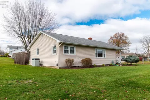 708 S Main St, Willard, OH 44890 photo 20