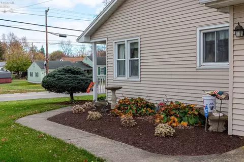 708 S Main St, Willard, OH 44890 photo 26