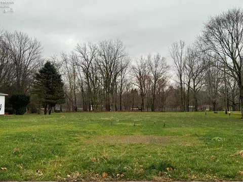60 Manchester St, Monroeville, OH 44847