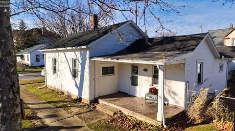 1034 Putnam St, Sandusky, OH 44870