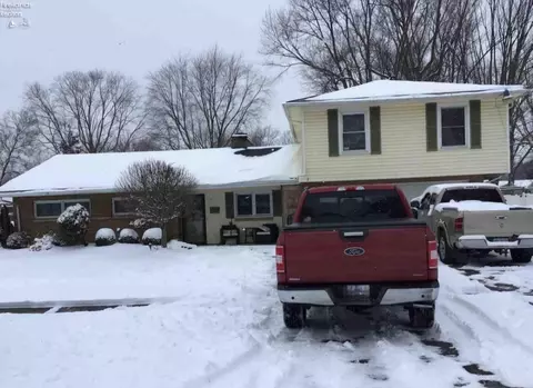 3 Mead Ave, Norwalk, OH 44857
